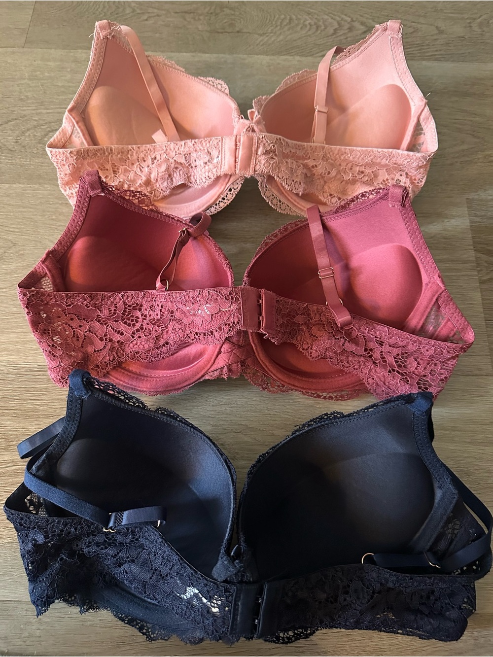 3 Marilyn Monroe Brand New Women’s Size 36C Lace Push-Up Bras - Pink, Rose, Navy - Picture 2 of 10